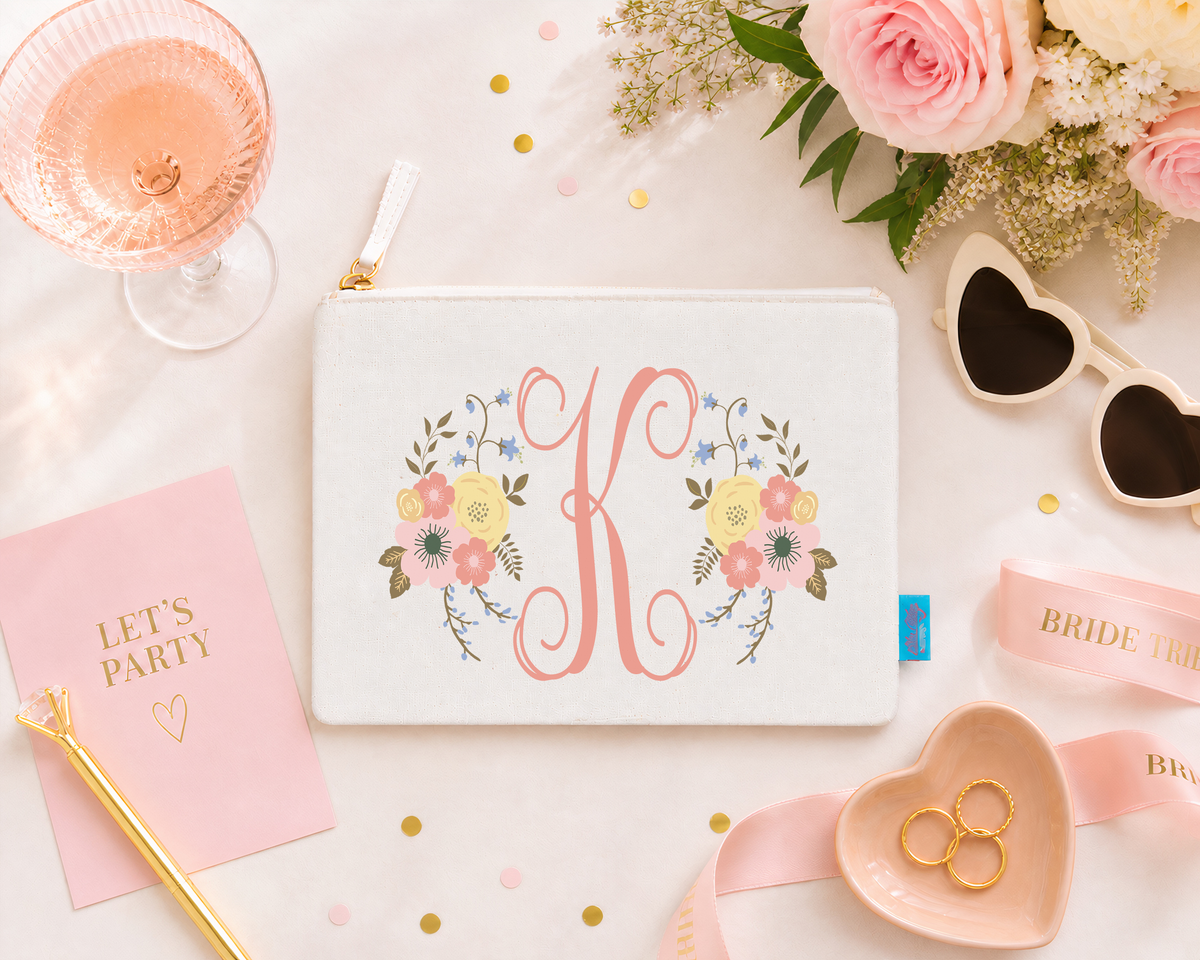 Personalized Canvas Makeup Bag for Brides by Ilu.Lily