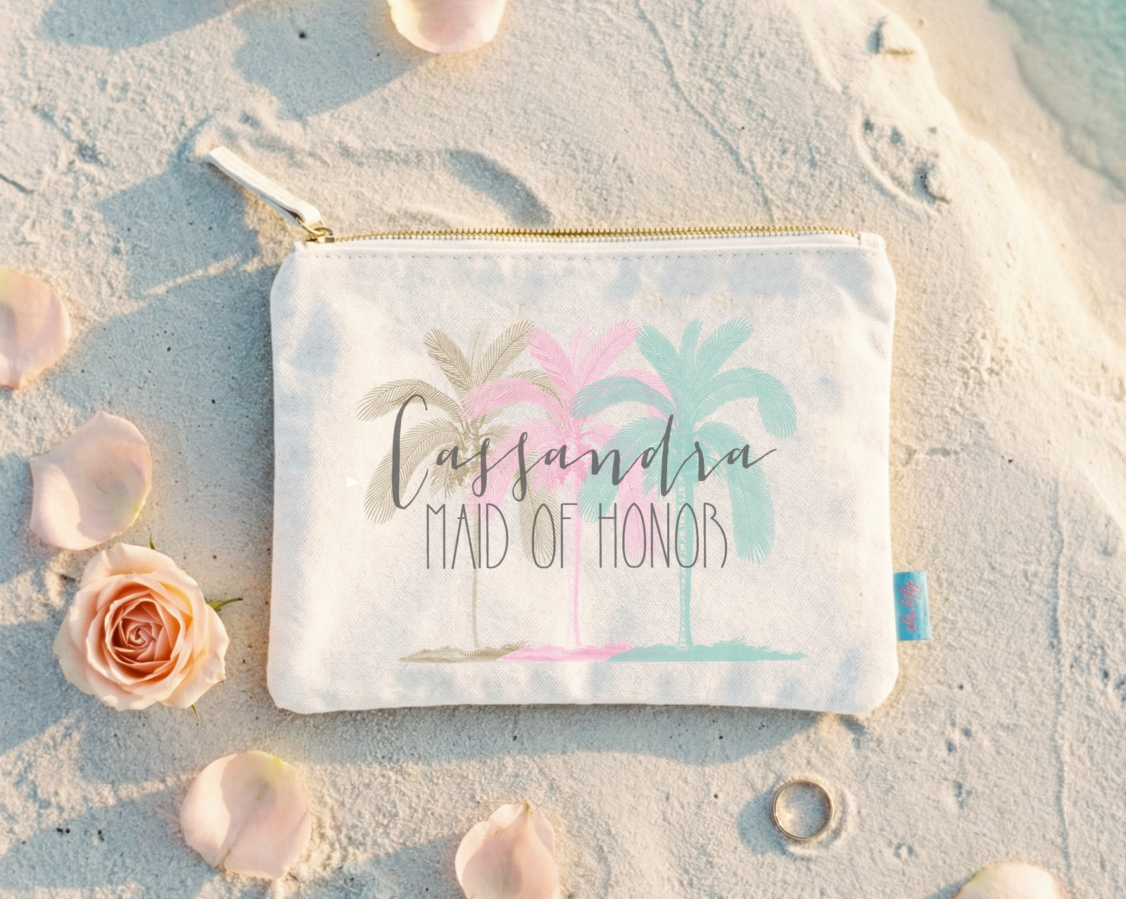 Personalized Canvas Makeup Bag for Brides by Ilu.Lily
